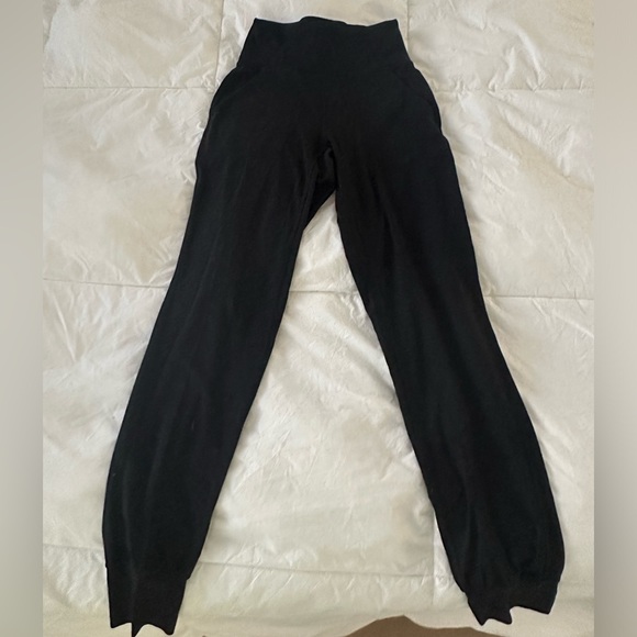 lululemon athletica Pants - Lululemon align high rise joggers cropped length, worn once, size 2